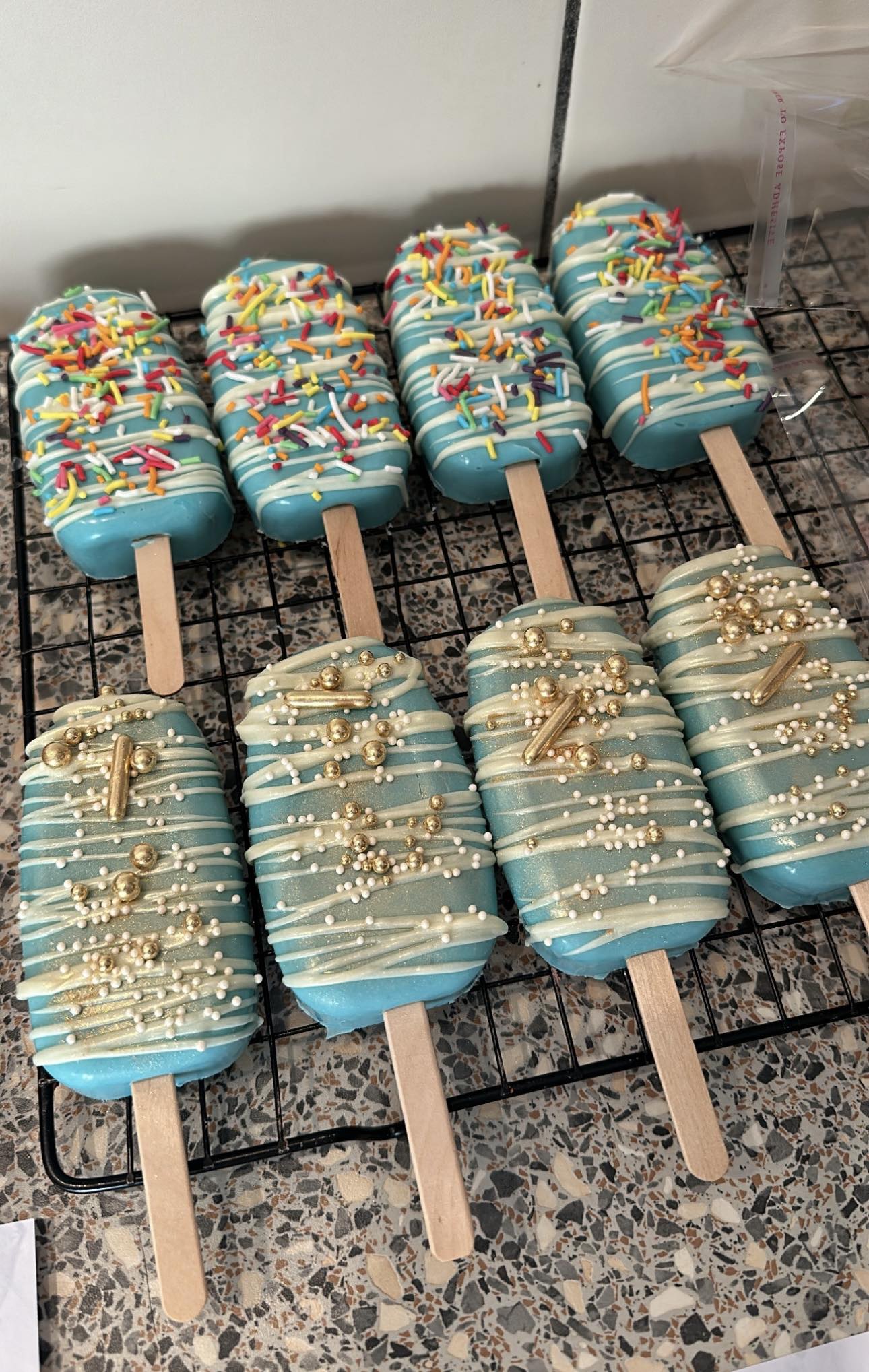 How To Make Cakesicles - Sweets & Treats Blog