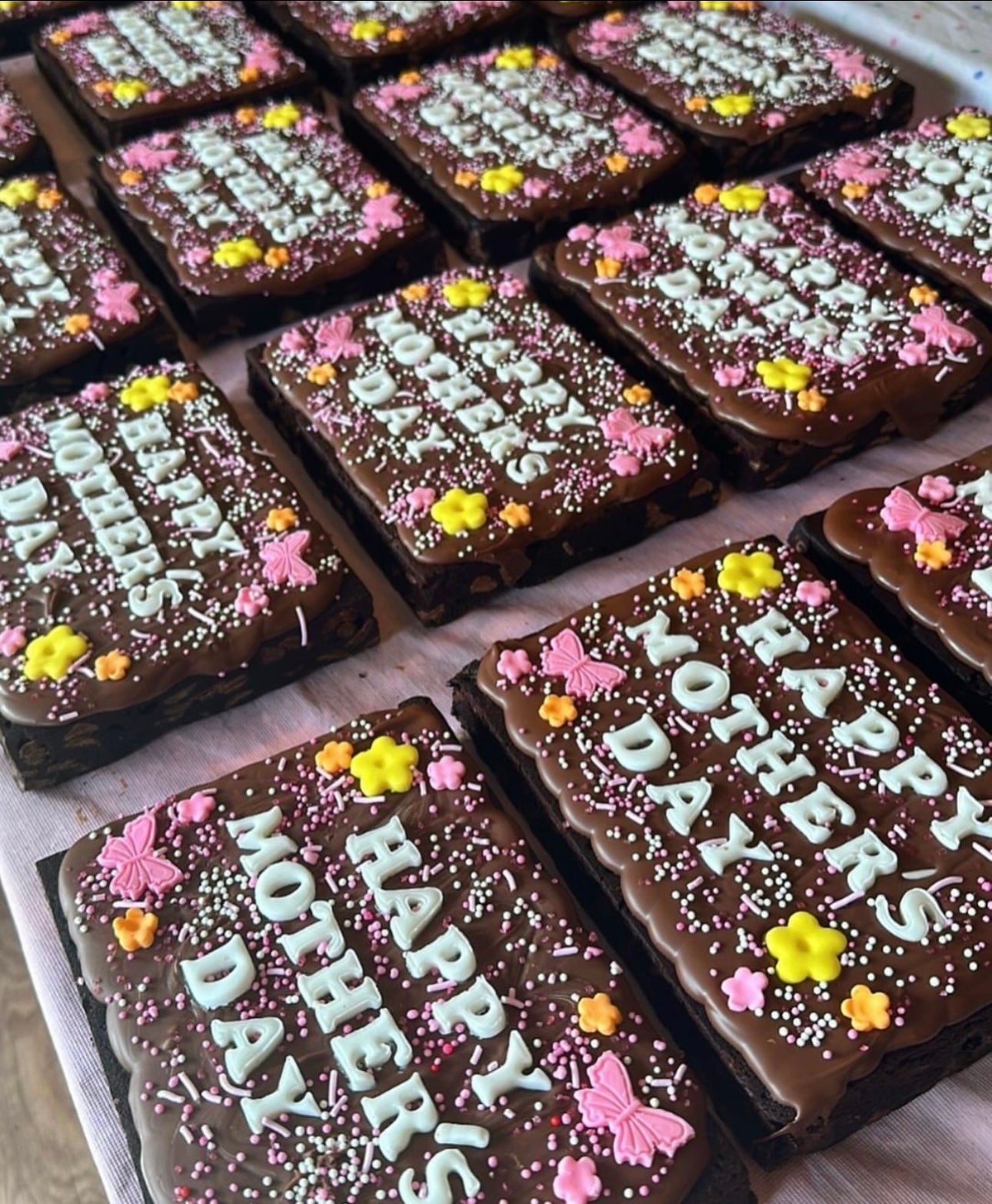 Custom Message Brownie